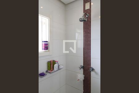 Casa à venda com 300m², 4 quartos e 4 vagas Casa à venda com 300m², 4 quartos e 4 vagasBanheiro