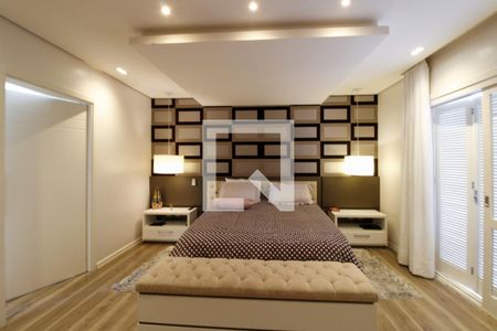 Casa à venda com 300m², 4 quartos e 4 vagas Casa à venda com 300m², 4 quartos e 4 vagasQuarto Suíte