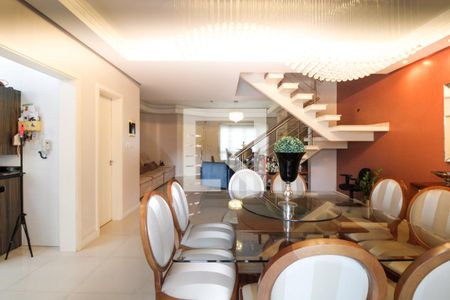 Sala de casa à venda com 4 quartos, 300m² em Estância Velha, Canoas