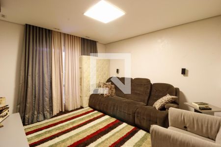 Casa à venda com 300m², 4 quartos e 4 vagas Casa à venda com 300m², 4 quartos e 4 vagasQuarto 2