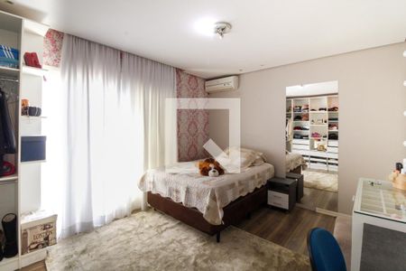 Casa à venda com 300m², 4 quartos e 4 vagas Casa à venda com 300m², 4 quartos e 4 vagasQuarto 1