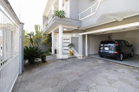 Casa à venda com 300m², 4 quartos e 4 vagas Casa à venda com 300m², 4 quartos e 4 vagasQuintal