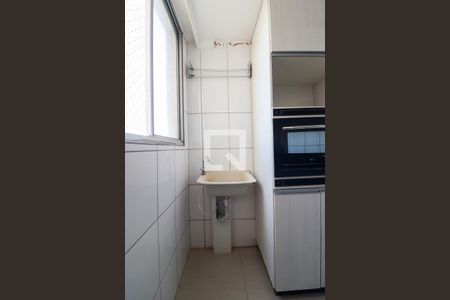 Apartamento para alugar com 56m², 2 quartos e 1 vaga Apartamento para alugar com 56m², 2 quartos e 1 vagaÁrea de serviço