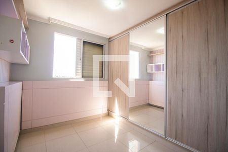 Quarto 1 de apartamento para alugar com 2 quartos, 56m² em Vila Jardim São Judas Tadeu, Goiânia
