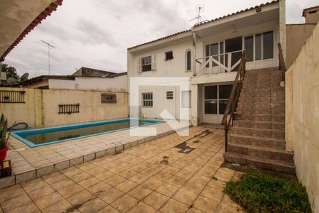 Casa à venda com 140m², 5 quartos e 4 vagasÁrea Externa