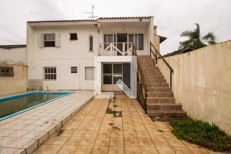 Casa à venda com 140m², 5 quartos e 4 vagasÁrea Externa
