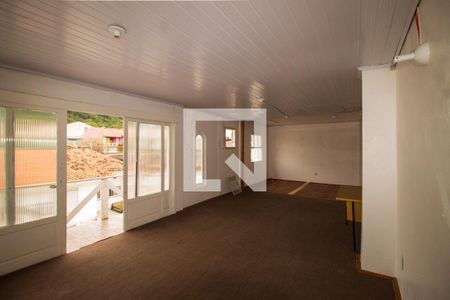 Casa à venda com 140m², 5 quartos e 4 vagasSalão de Festas