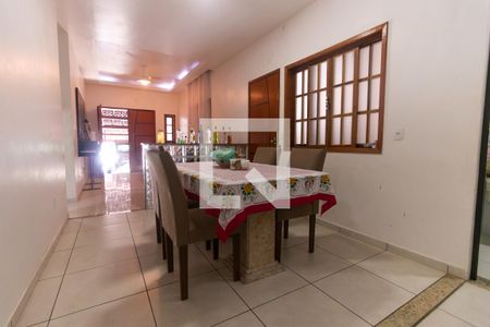 Sala de Jantar de casa à venda com 2 quartos, 190m² em Irajá, Rio de Janeiro