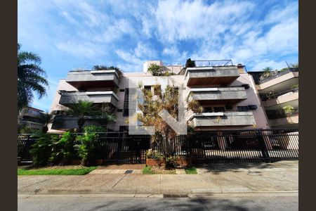 Apartamento para alugar com 64m², 2 quartos e 1 vagaFachada