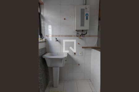 Apartamento para alugar com 64m², 2 quartos e 1 vagaÁrea de serviço