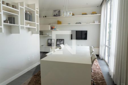 Apartamento à venda com 83m², 2 quartos e 1 vagaÁrea comum