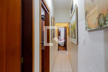 Casa à venda com 400m², 3 quartos e 4 vagasCorredor