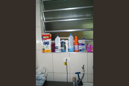 Área de serviço de apartamento para alugar com 2 quartos, 55m² em Liberdade, São Paulo