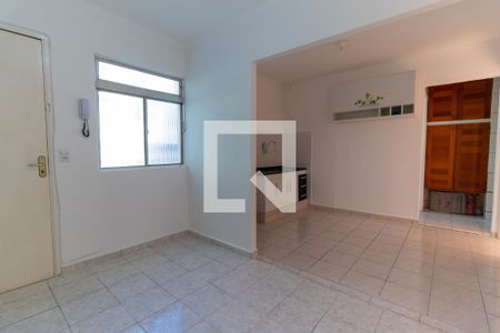 Sala de apartamento para alugar com 2 quartos, 43m² em Conjunto Residencial José Bonifácio, São Paulo