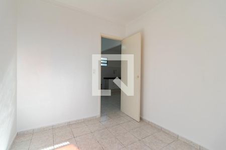 Quarto 1 de apartamento para alugar com 2 quartos, 43m² em Conjunto Residencial José Bonifácio, São Paulo
