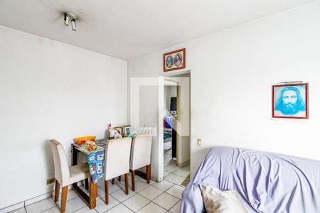Sala de apartamento para alugar com 2 quartos, 50m² em Vila das Belezas, São Paulo