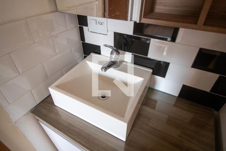 Apartamento para alugar com 52m², 2 quartos e sem vaga Apartamento para alugar com 52m², 2 quartos e sem vagaBanheiro