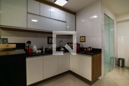 Apartamento à venda com 120m², 3 quartos e 2 vagasCozinha