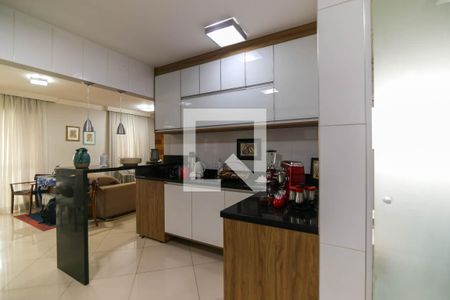 Apartamento à venda com 120m², 3 quartos e 2 vagasCozinha