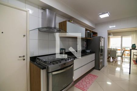 Apartamento à venda com 120m², 3 quartos e 2 vagasCozinha