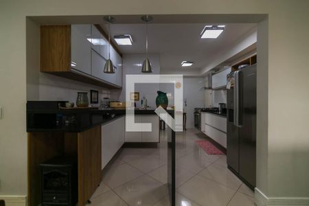 Apartamento à venda com 120m², 3 quartos e 2 vagasCozinha