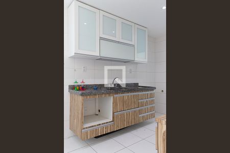 Apartamento à venda com 250m², 4 quartos e 4 vagas Apartamento à venda com 250m², 4 quartos e 4 vagasCozinha