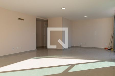 Apartamento à venda com 250m², 4 quartos e 4 vagas Apartamento à venda com 250m², 4 quartos e 4 vagasSala