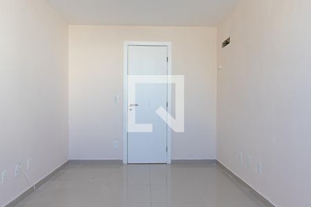 Apartamento à venda com 250m², 4 quartos e 4 vagas Apartamento à venda com 250m², 4 quartos e 4 vagasSuíte 2