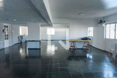 Apartamento à venda com 90m², 2 quartos e 1 vagaÁrea comum - Salão de festas