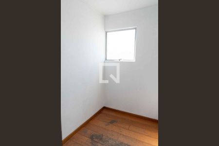 Apartamento à venda com 90m², 2 quartos e 1 vagaQuarto de Serviço