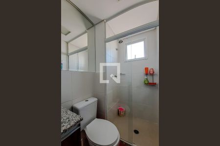 Apartamento à venda com 60m², 2 quartos e 2 vagas Apartamento à venda com 60m², 2 quartos e 2 vagasBanheiro