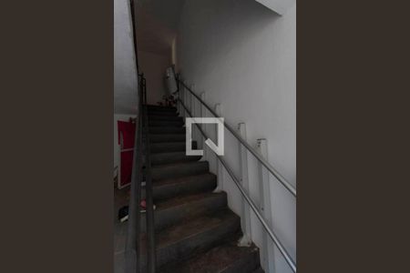 Apartamento para alugar com 42m², 2 quartos e sem vagaÁrea Comum - Escada Acessível