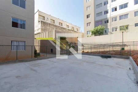 Apartamento para alugar com 42m², 2 quartos e sem vagaÁrea Comum - 