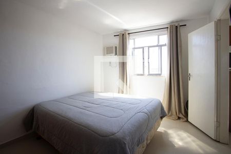 Quarto de casa para alugar com 1 quarto, 45m² em Zé Garoto, São Gonçalo