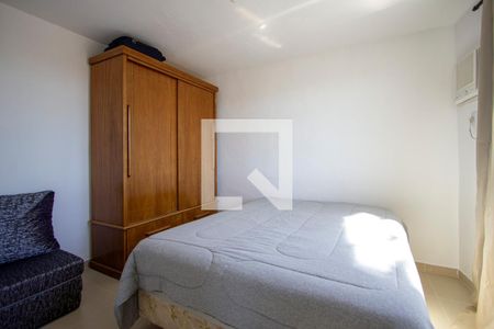 Quarto de casa para alugar com 1 quarto, 45m² em Zé Garoto, São Gonçalo