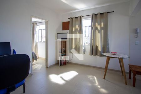 Sala/Cozinha de casa para alugar com 1 quarto, 45m² em Zé Garoto, São Gonçalo