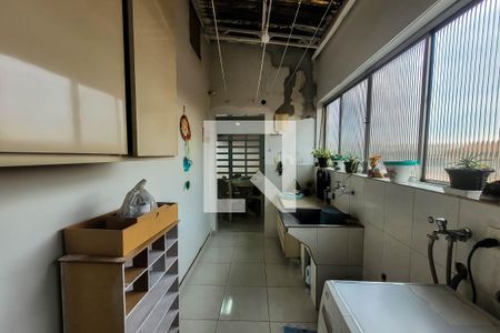 Casa para alugar com 320m², 3 quartos e 4 vagas Casa para alugar com 320m², 3 quartos e 4 vagasÁrea de Serviço