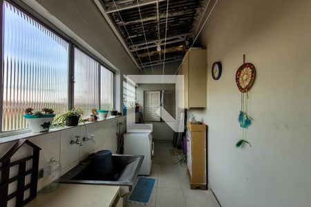 Casa para alugar com 320m², 3 quartos e 4 vagas Casa para alugar com 320m², 3 quartos e 4 vagasÁrea de Serviço