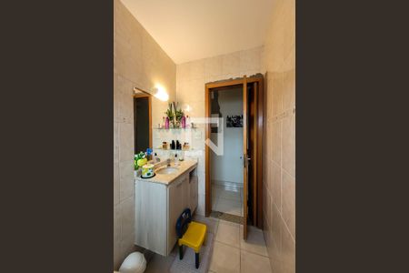 Casa para alugar com 320m², 3 quartos e 4 vagas Casa para alugar com 320m², 3 quartos e 4 vagasBanheiro Social