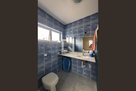 Casa para alugar com 320m², 3 quartos e 4 vagas Casa para alugar com 320m², 3 quartos e 4 vagasBanheiro Suíte