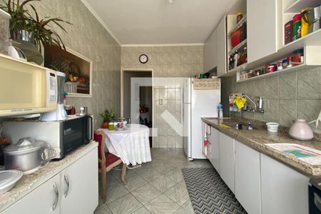 Casa à venda com 210m², 3 quartos e 2 vagas Casa à venda com 210m², 3 quartos e 2 vagasCozinha