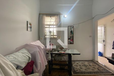 Casa à venda com 210m², 3 quartos e 2 vagas Casa à venda com 210m², 3 quartos e 2 vagasQuarto de Serviço