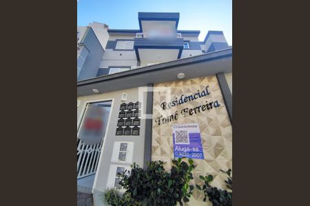 Apartamento à venda com 38m², 2 quartos e 1 vaga Apartamento à venda com 38m², 2 quartos e 1 vagafachada com placa