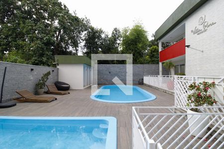 Apartamento à venda com 70m², 3 quartos e 2 vagas Apartamento à venda com 70m², 3 quartos e 2 vagasÁrea comum - Piscina