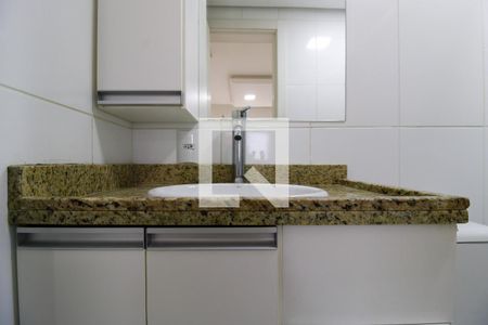 Apartamento à venda com 70m², 3 quartos e 2 vagas Apartamento à venda com 70m², 3 quartos e 2 vagasBanheiro da Suíte