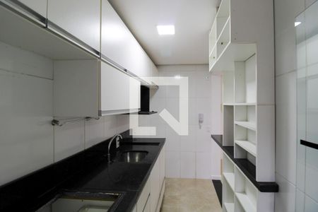 Apartamento à venda com 70m², 3 quartos e 2 vagas Apartamento à venda com 70m², 3 quartos e 2 vagasCozinha