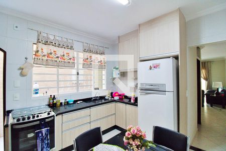 Casa à venda com 332m², 3 quartos e 4 vagas Casa à venda com 332m², 3 quartos e 4 vagasCozinha