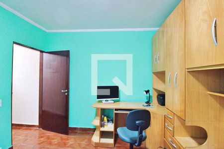 Casa à venda com 332m², 3 quartos e 4 vagas Casa à venda com 332m², 3 quartos e 4 vagasQuarto 3