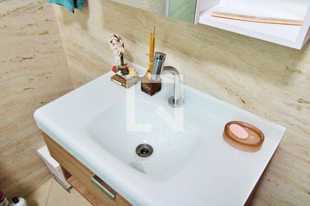 Casa à venda com 332m², 3 quartos e 4 vagas Casa à venda com 332m², 3 quartos e 4 vagasBanheiro da Suíte