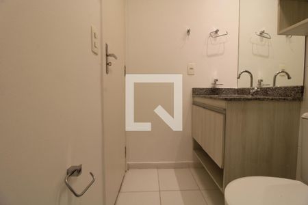 Apartamento à venda com 67m², 2 quartos e 1 vagaBanheiro da suíte